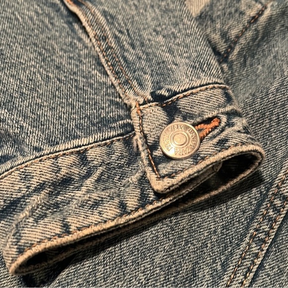 Zara Denim Jacket Large - Picture 3 of 7